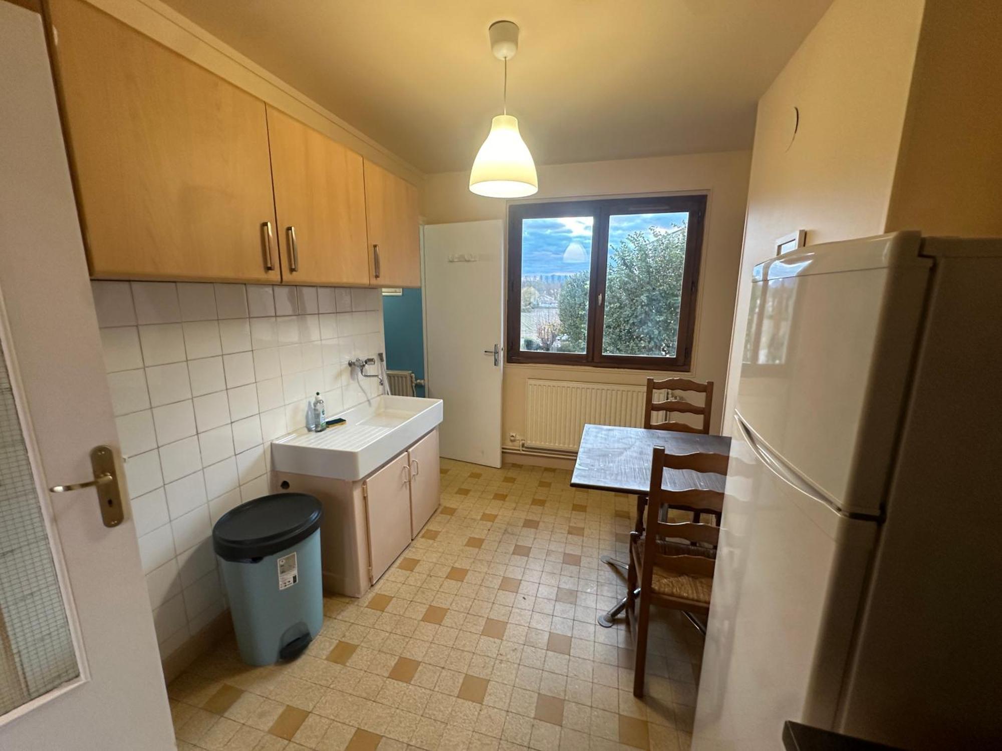 Gare Brignoud Apartment
